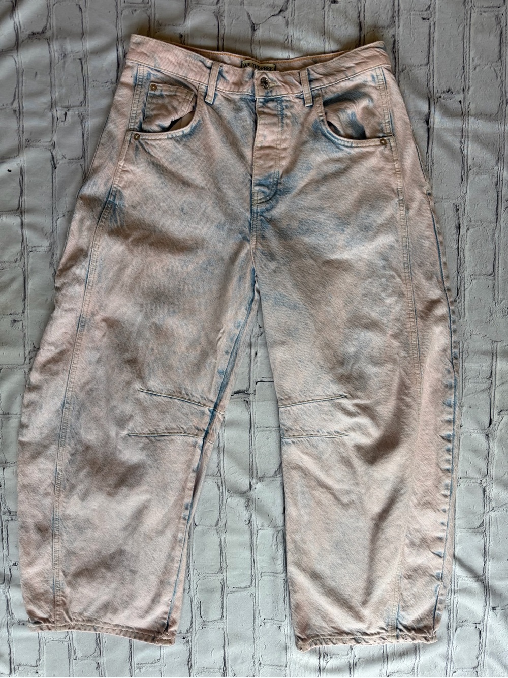We The Free Good Luck Mid Rise Barrel Jeans 29 Pink Blue Acid Wash Streetwear